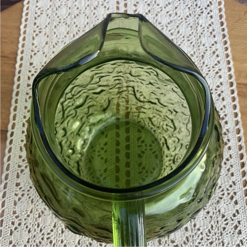 Vtg 1970s Anchor Hocking Lido Milano Avocado Green Ball Pitcher